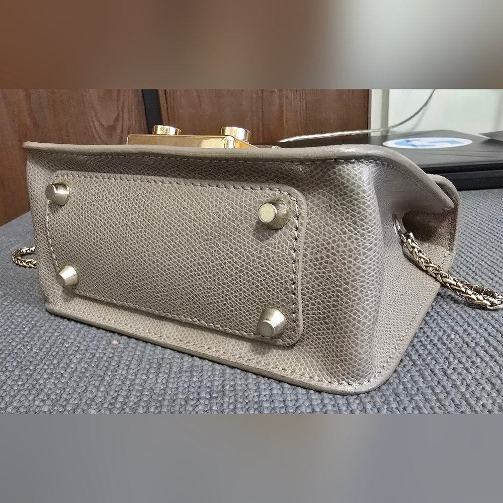Furla Metropolis Gray Crossbody Bag with Chain - Picture 4 of 15